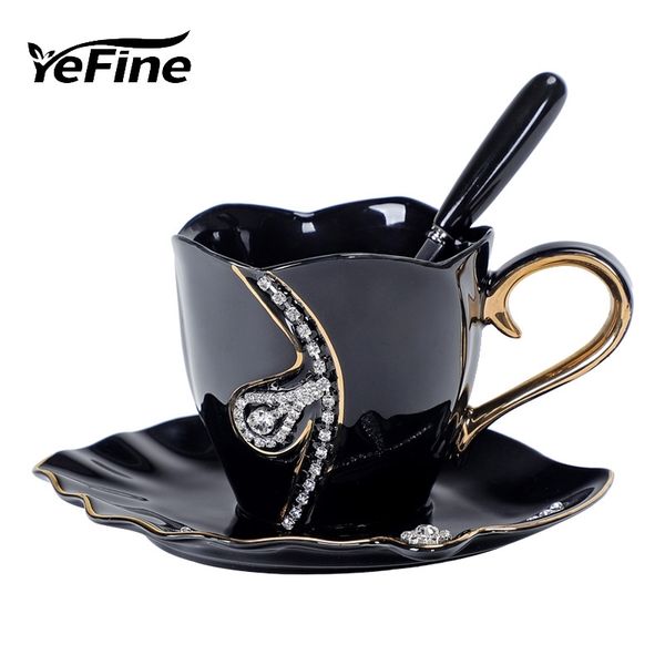 Yefine Diamonds Design Caneca Café Criativo Presente Amantes Chá xícaras 3D Cerâmica Canecas Com Rhinestones Decoração Copos e Pires 210409