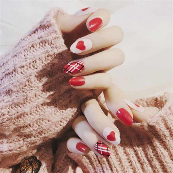 

false nails 24 pieces of heart-shaped striped red fake fashion charm wearable finished diy nail decoration accessories, Red;gold