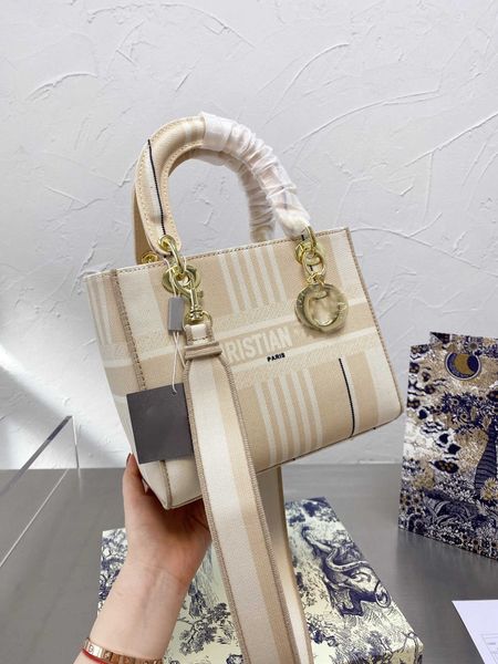 

di's new color lady's bag with cross strap strap, stripe, rattan embroidery and portable zly bags