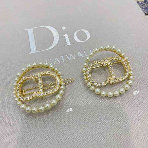 

75% off outlet online family new letter pearl hairpin brooch, Golden;silver