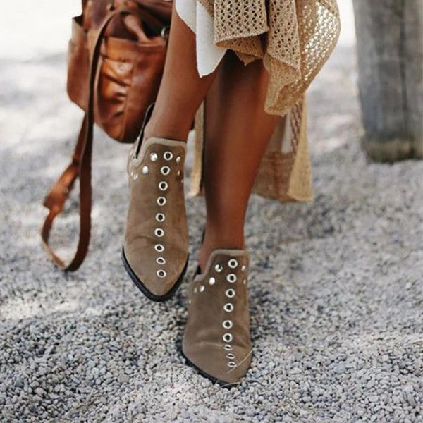 

boots 2021 women ankle fashion retro rivet woman autumn winter pointed toe shoes female low heel footwear plus size 35-43, Black