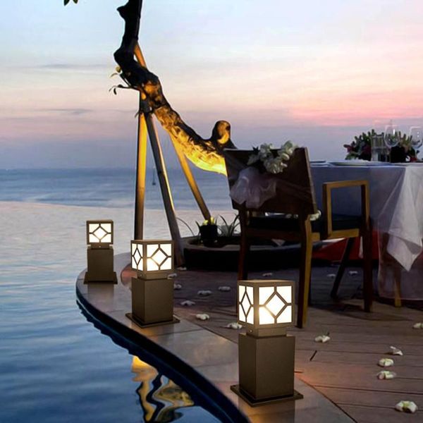 

solar pillar light outdoor garden lawn post waterproof courtyard landscape lamp villa patio pathway bollards lights lamps