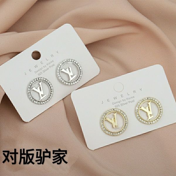 

2021 l family earrings donkey circle small fragrance letter female korean temperament brand fashion, Golden