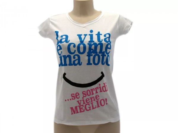 

t shirt only words women life is like a picture if smile is best, White;black