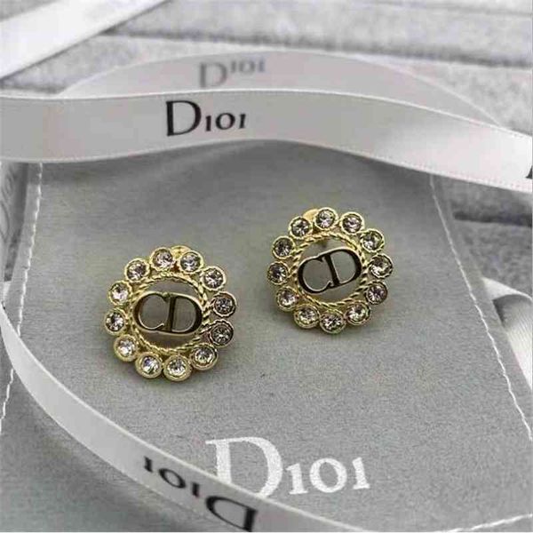 

75% off outlet online family letter small flower earrings 9tai, Golden
