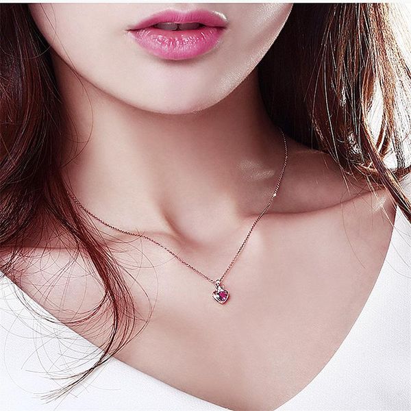 

pendant necklaces exquisite luxury crown heart-shaped crystal elegant lady inlay zircon necklace charm bride's wedding anniversary jewe, Silver