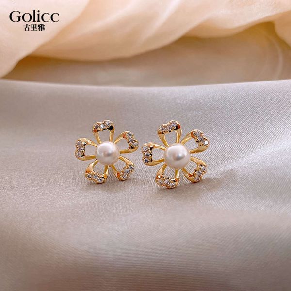 

commuting pearl petal 925 silver needle simple temperament female net red earrings fashionable, small and exquisite, Black