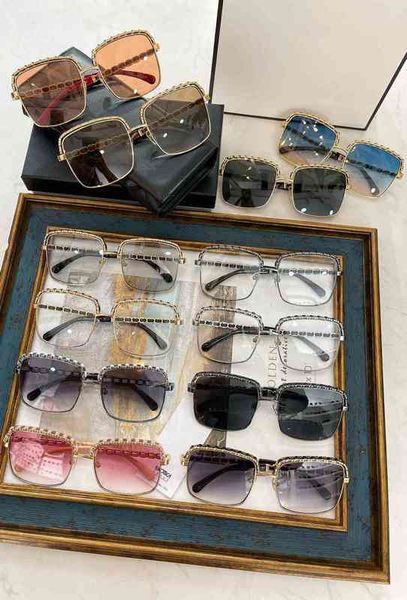 

2022 factory wholesale fashion chain sunglasses chen weiting same square flat myopia frame, White;black