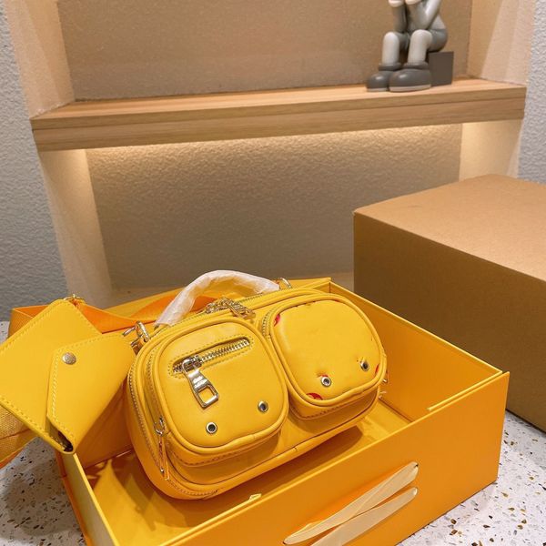 

utility crossbody yellow bag messenger friends fashion luxurys designers womens men shoulder lady totes purse leather handbags backpack wall