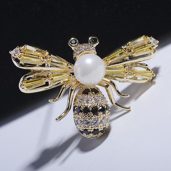 

han edition lovely insects bee imitation shellfish pearl brooches clothing accessories brooch as chain.scarves buckle, Gray