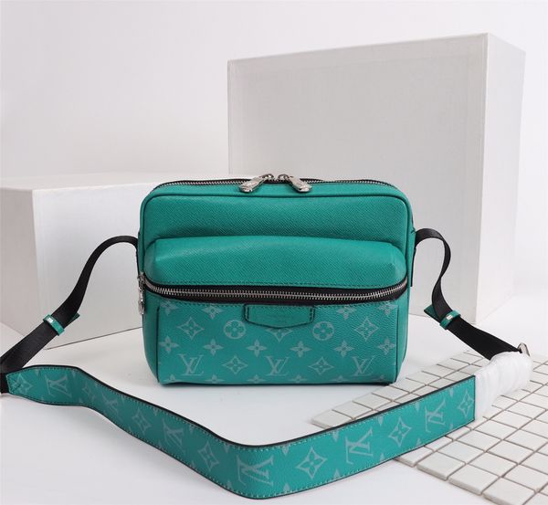 

2021 autumn winter classic c red flap it bags tweed cross body shoulder vogue jumbo purse high qualty famous designer street travel shopping