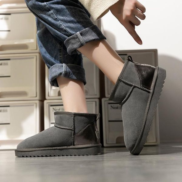

boots women's winter fashion outdoor warm snow cold-proof, non-slip comfortable short tube plus velvet cotton shoes, Black