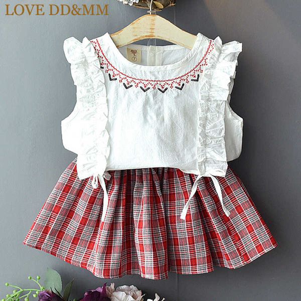 LOVE DDMM Ragazze Imposta Estate Abbigliamento per bambini Ragazze Ricamo in pizzo Camicia senza maniche + Gonna scozzese Abito a due pezzi 210715