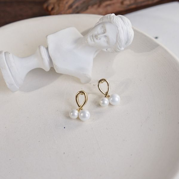 

water drop small shell pearl silver needle feminine daily design french earrings korean versatile new, Black