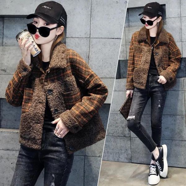 

women's jackets lamb velvet jacket women autumn and winter 2021 all-match quilted female plaid stitching thick ladies coat, Black;brown