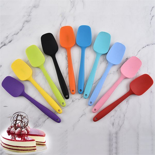 Silikon Krem Tereyağı Spatula Kek Araçları Mutfak Karıştırma Hamuru Kazıyıcı Butters Mikser Sıyırıcılar Dayanıklı Pişirme Kek Spatulas T9I001515