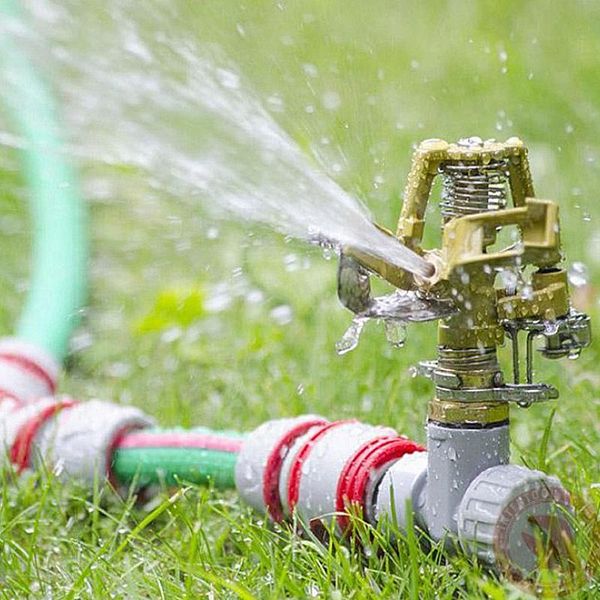 

watering equipments metal sprinkler nail lawn grass 360 degree adjustable pulse rotating water sprayer multifunctional garden irrigation too