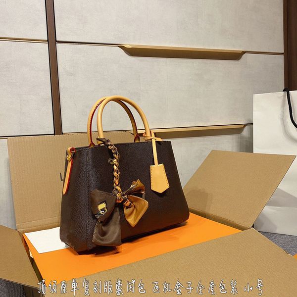 

shoulder bag female 2021 fashion french niche wild high-end sense bucket messenger in summer this year