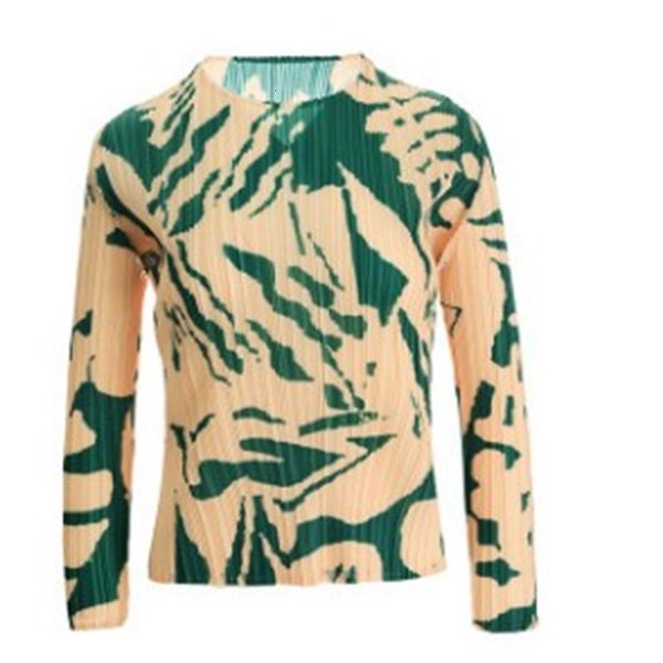 

knits fashionable joker fold type o-neck print the long sleeve t-shirt, White