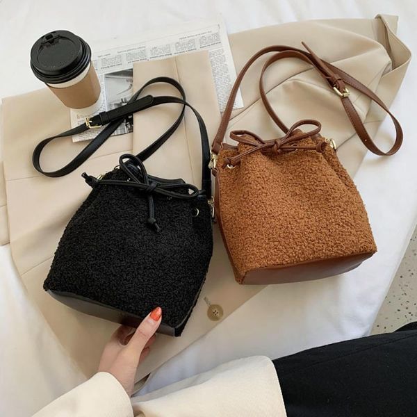 

faux fur bucket handbags desginers female shoulder shopping tote winter warm crossbody bags for women