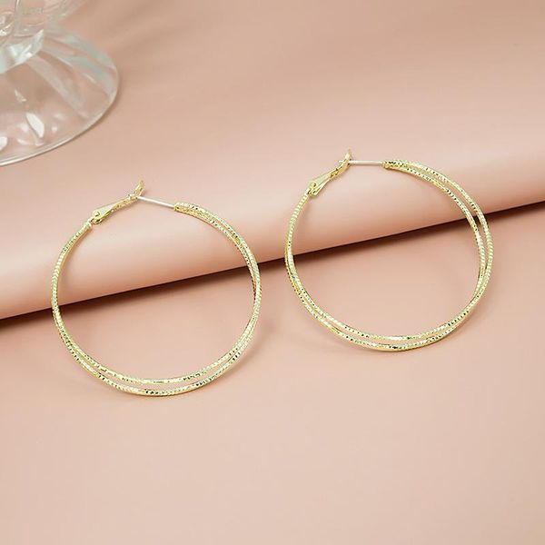 

dangle & chandelier earrings female european and american simple personality c-shaped metal ear ring wedding tourism joker round jewelry, Silver
