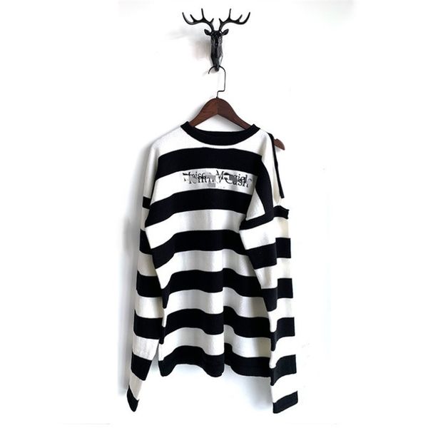 

2021tcmmm majila T-shirt OS loose embroidered cashmere stripe sweater, Black