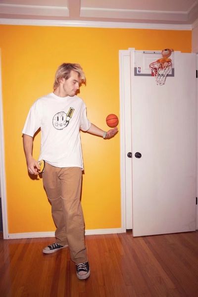 

drew sketch t shirt tee pencil hand painted smile print short sleeve t-shirt oversize version fashion trendy, White;black