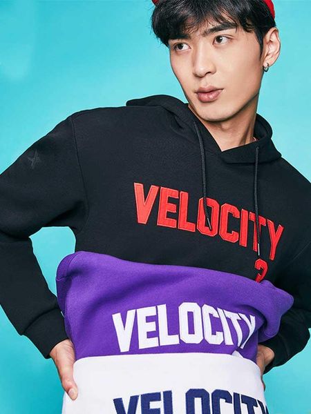 

gym clothing xtep hoodies men letter patchwork print sweater winter casual pullover male slim fit hooded streetwear 88012705019, White;black