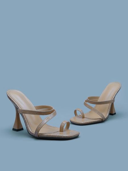 

slippers simple stylish roman sandals with high heels and large size square toes zapatillas de mujer, Black