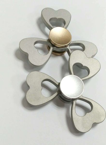 

finger toys three leaf gyroscope stainless steel fingertip handspinn triangular