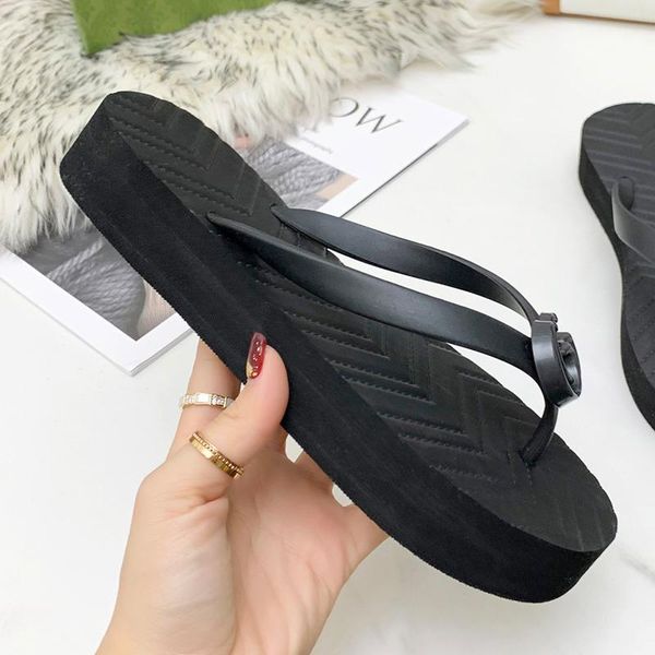 

slippers beach flip-flops women's classic retro 2021 summer anti-slip platform soft bottom comfort trend, Black