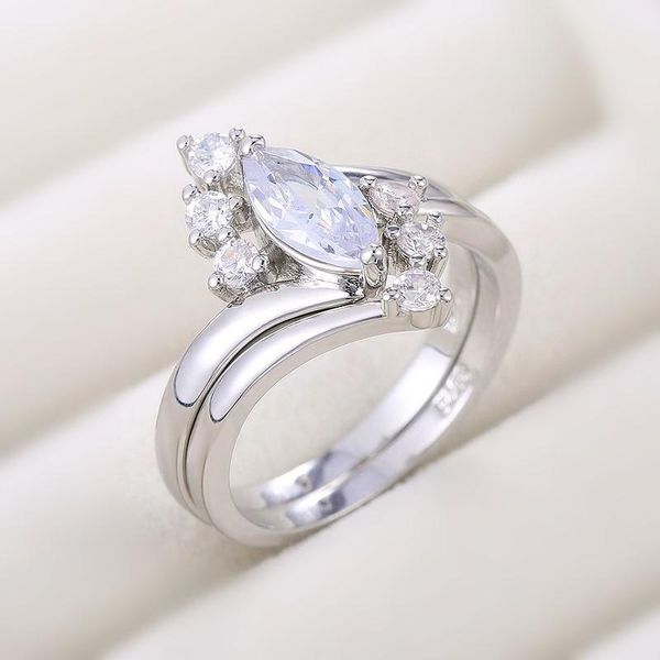 

wedding rings caoshi fashion 2pcs/set engagement women ring high-quality silver plated inlaid crystal zirconia elegant ladies party jewelry, Slivery;golden