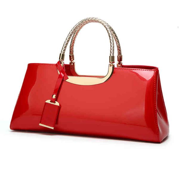 

design handbag european and american fashion patent leather light plastic portable handbag shoulder bag banquet bride married package