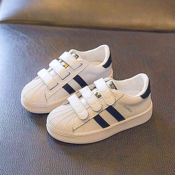 

2021 spring new children's leather shell head gold label board shoes boys' sports fashion girls' small white shoes, Black;red
