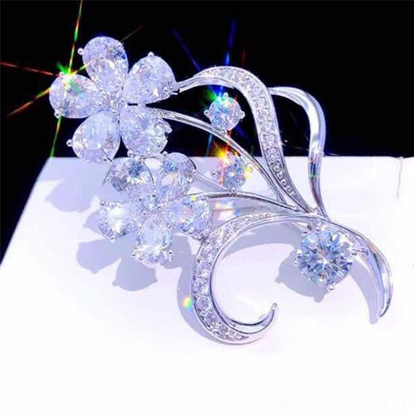 

tyNl fashion elegant micro inlaid zircon flower sweater beautiful suit brooches women's brooch high grade sweater access pins ories cardiga, Gray