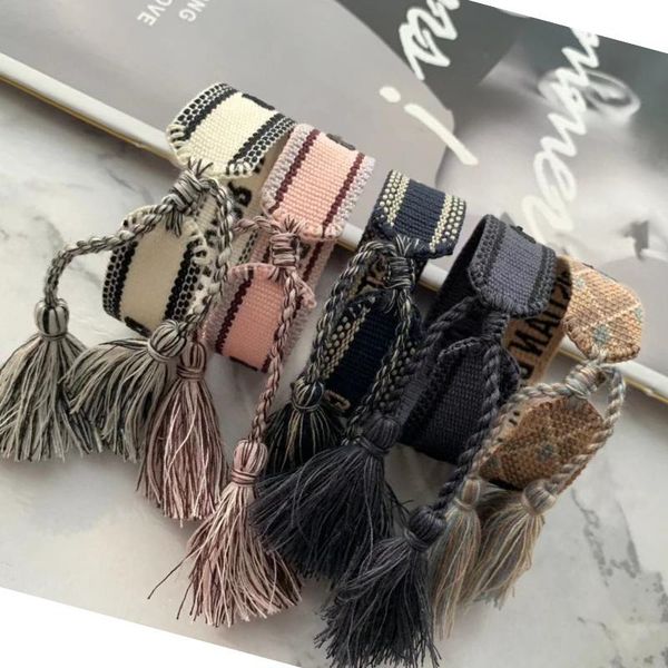 

luxury designer jewelry women men bracelets fashion braided tassel 34 style embroidered lovers, Golden;silver