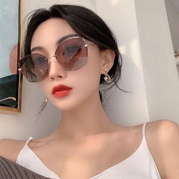 

sunglasses fashion rimless women vintage classic designer sun glasses female irregular metal frame eyewear gradient shade uv400, White;black
