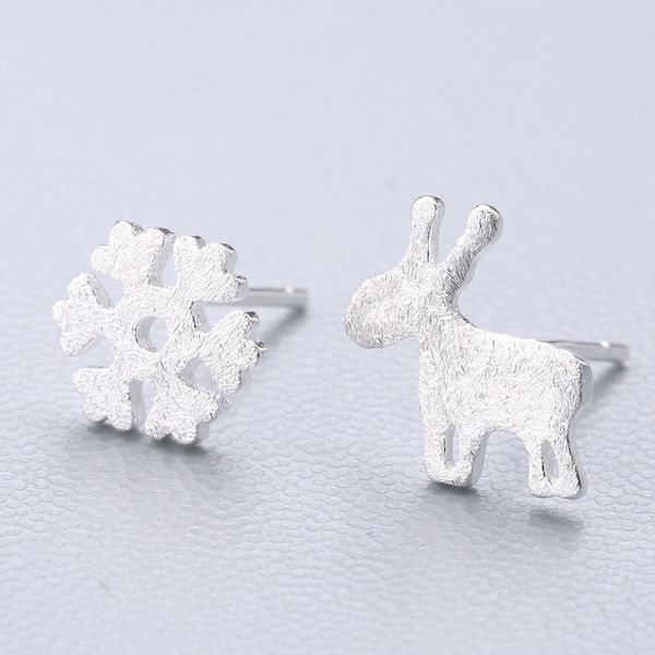 

stud various styles of luxury style earrings a27, Golden;silver
