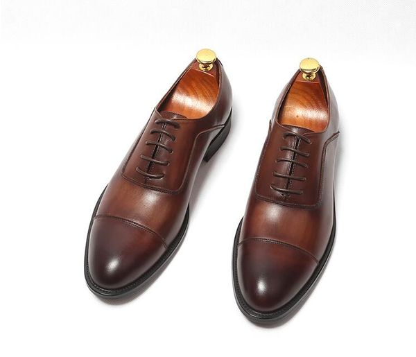 Designer homens vintage Oxfords sapatos marca vestido de couro sapatos de couro cowskin luxo inglaterra cavalheiro escritório festa de casamento apartamentos tamanho grande 38 ~ 45