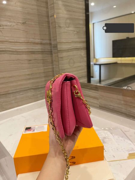 

designer handbag 2021 louisbags_18 saddle bag felicie marmont onthego mini backpack purse dingdanduoduo888 marc snapsbags cosin tote handbag