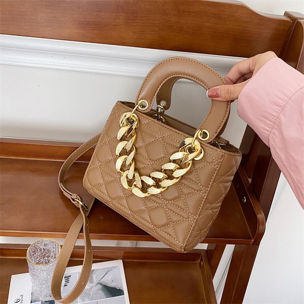 

autumn and winter small bag 2021 new women's versatile messenger high sense fashion portable princess