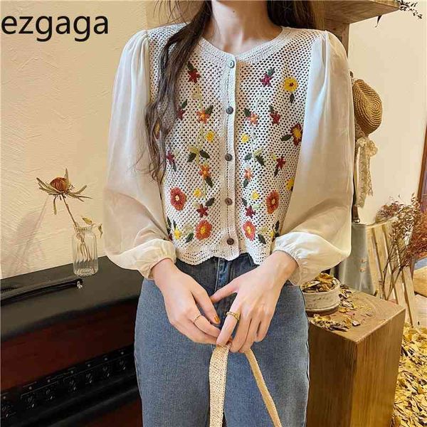 Ezgaga moda bordado floral mulheres blusa oco para fora camisas primavera korean chique knitwear solto doce colheita tops casual 210430
