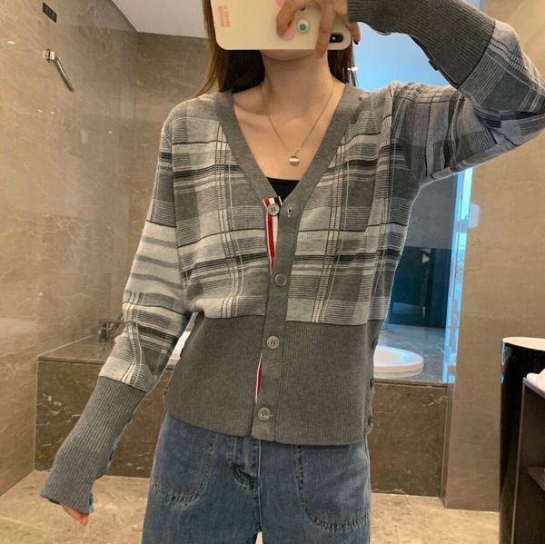 

2021 autumn winter tb british style knitted cardigan sweater women's korean loose and versatile plaid top, White;black