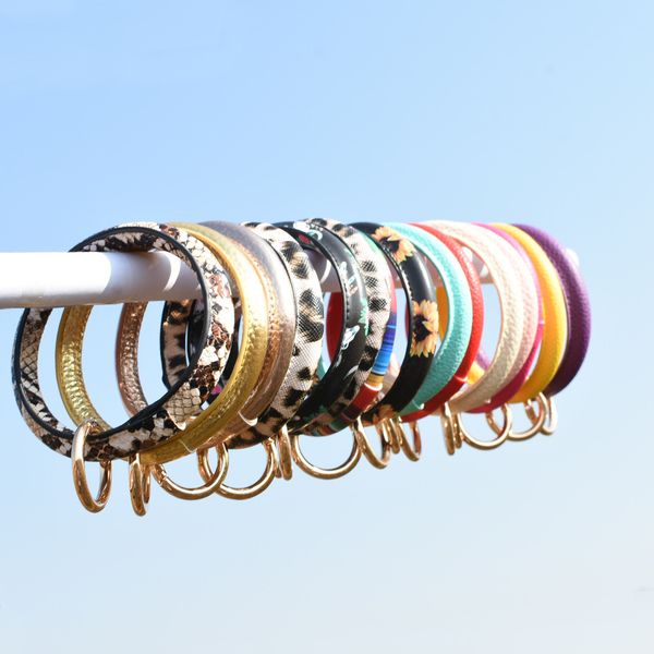 

solid color leather key rings circle wristlet bracelet keychains leopard car keyring holder convenient pu bangle keychain kimter-q23fz, Slivery;golden