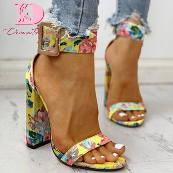 

dora tasia 2021 fashion women sandals peep toe square heels mixed colors pumps summer party lady woman shoes, Black