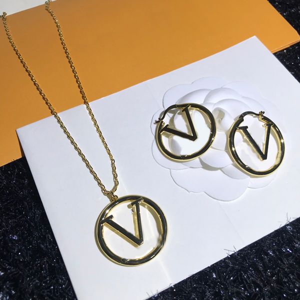 

a complete set of necklace earrings for women designer necklaces earring luxurys designers hoop earrings designer jewelry with box d218277z, Silver