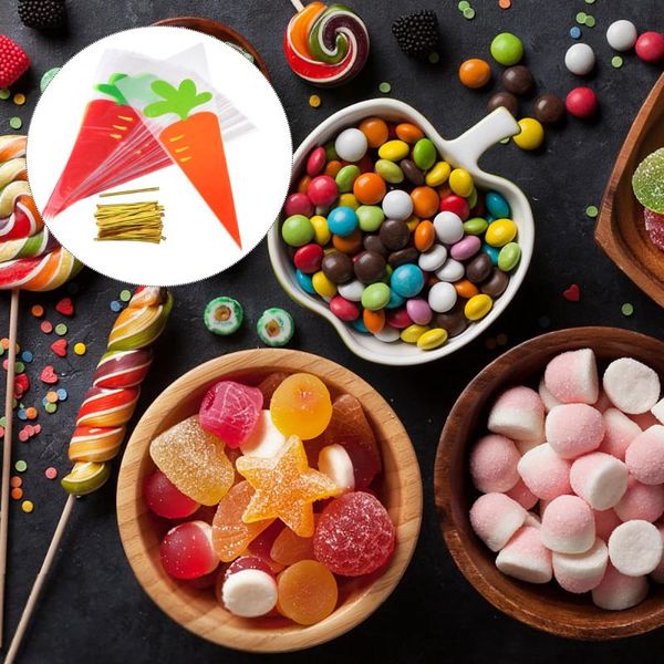 

100pcs adorable carrot pattern candy bags triangular packing popcorn gift wrap