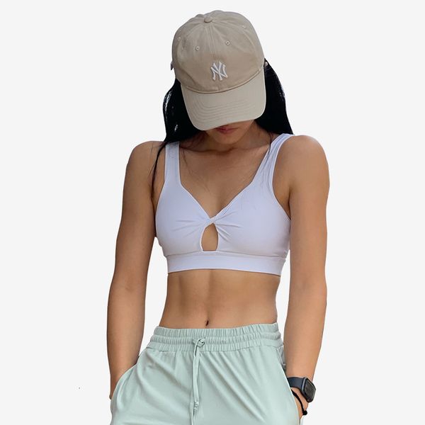 

large yoga sports running underwear thin fitns bra, Black;white