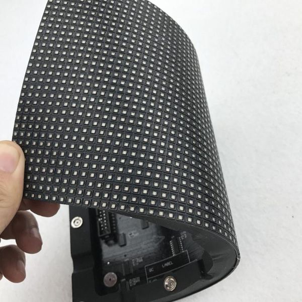 

indoor(3 in 1) led soft flexible display unit 64*32 pixels;256mm*128mm size;scan mode:1/16 scan modules