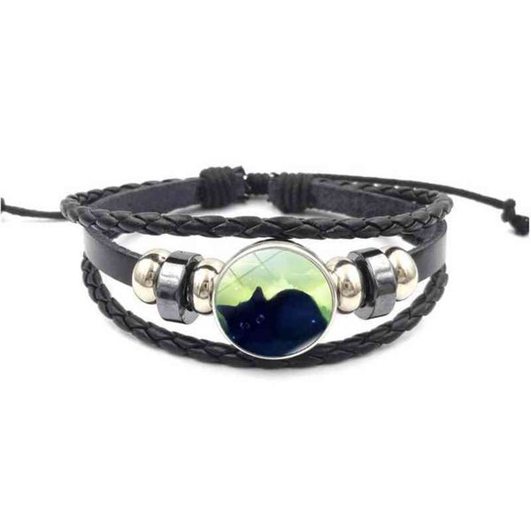 

lovely princs cat metal plate button leather bracelet, Golden;silver